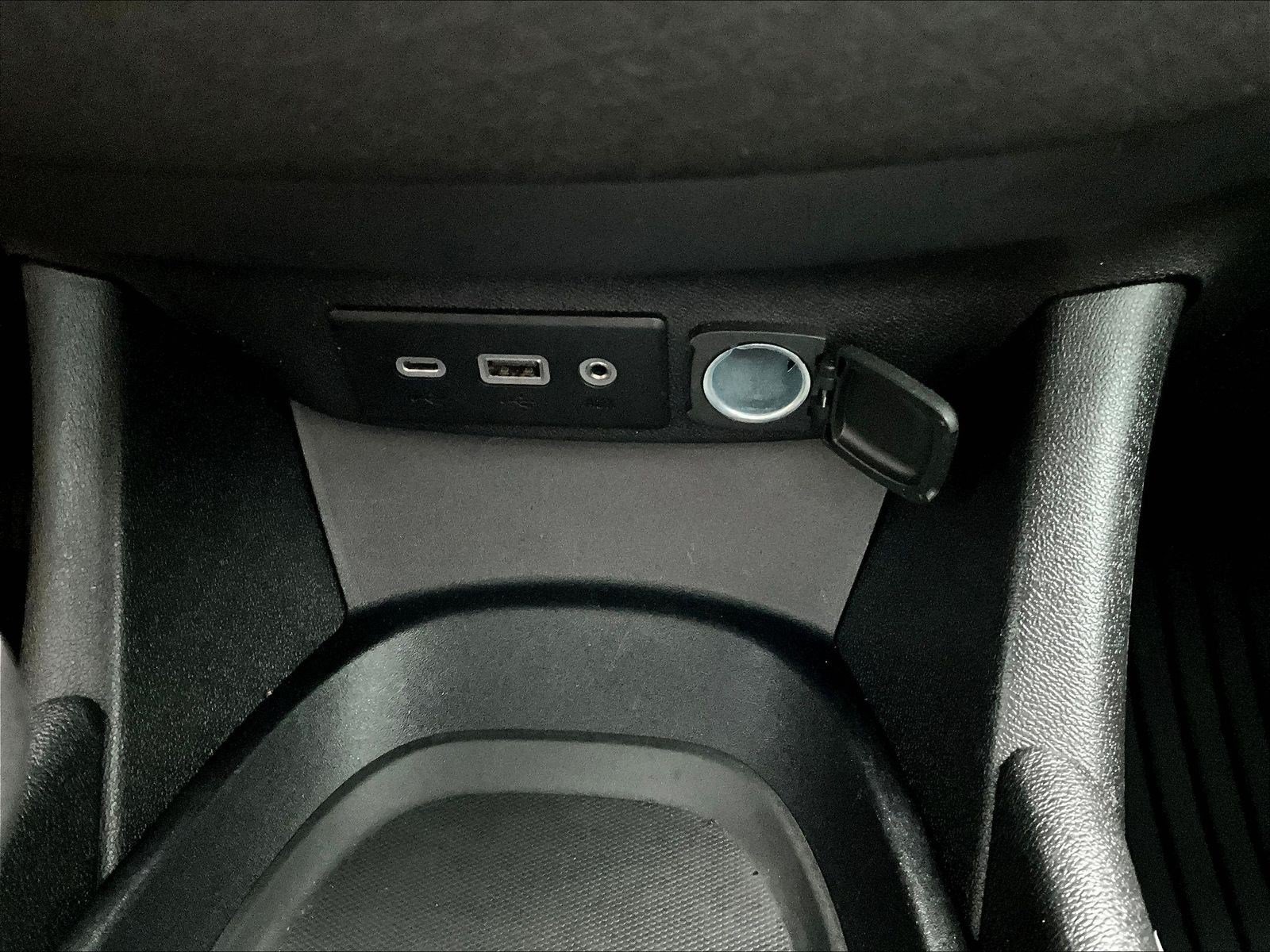 Used 2020 Chevrolet Malibu RS FWD image 13
