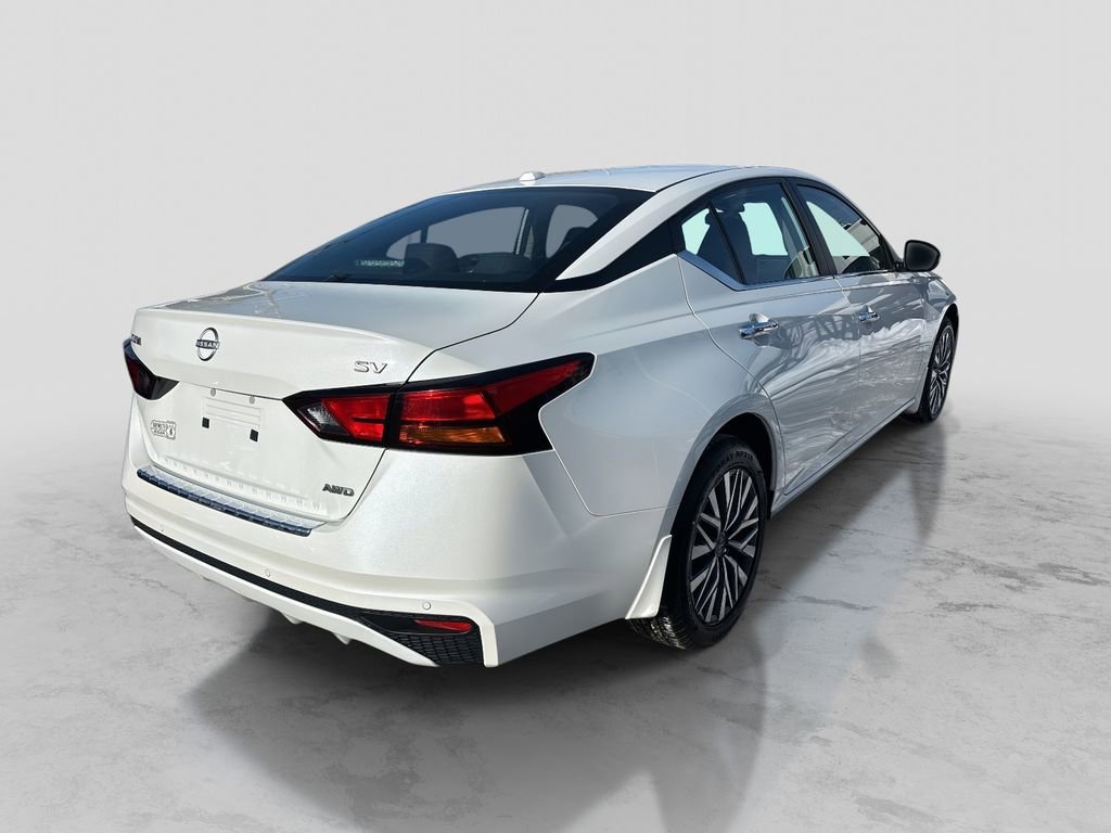 Certified 2023 Nissan Altima 2.5 SV AWD/4WD image 5