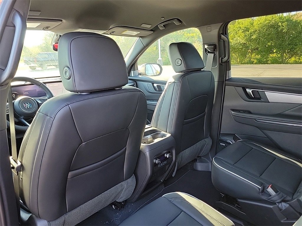 New 2026 Buick Enclave Preferred image 13