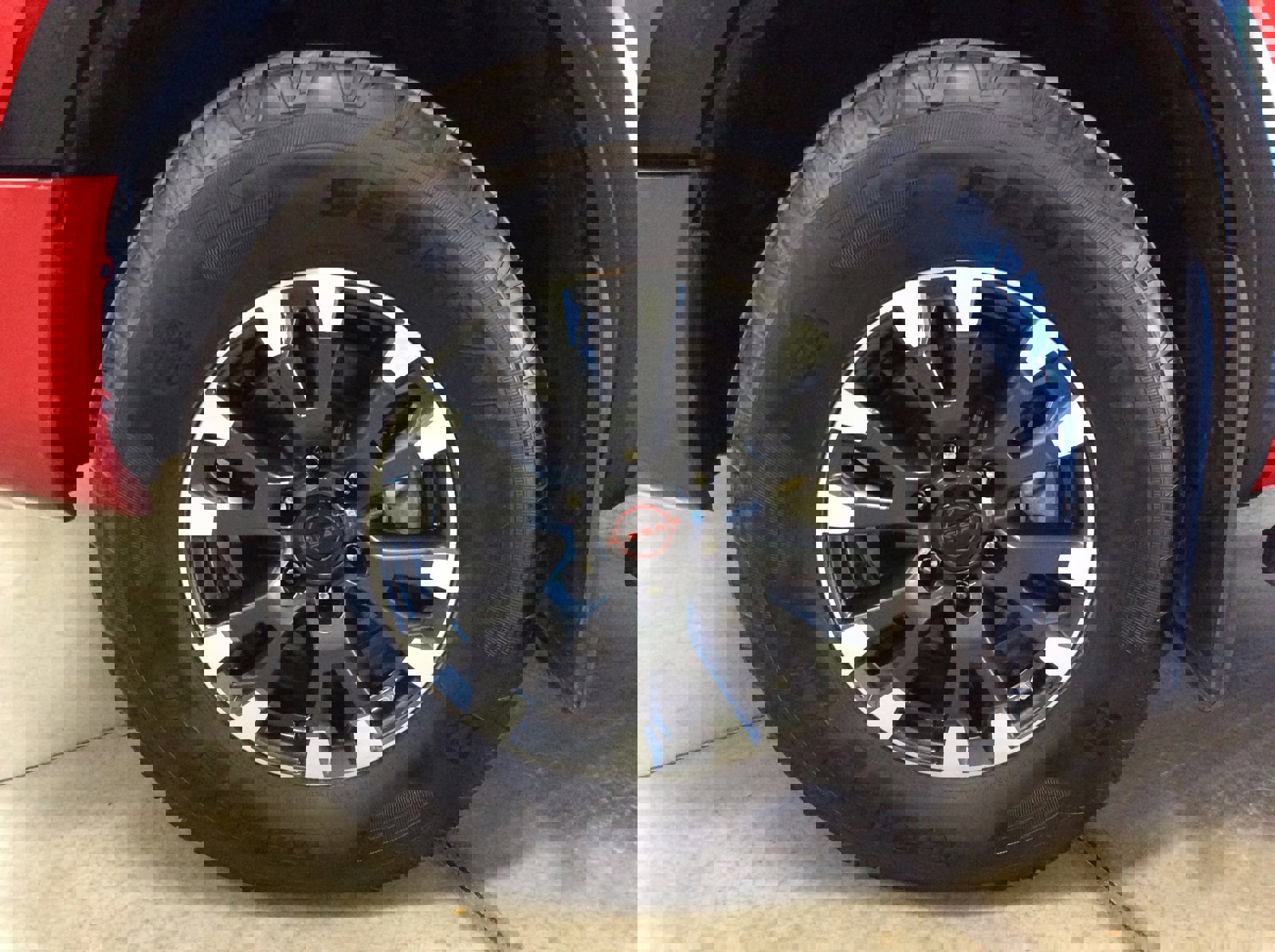 Used 2024 Nissan Titan PRO-4X w/ Pro-4x Utility Package image 11