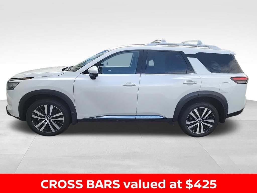 Certified 2025 Nissan Pathfinder Platinum w/ Cargo Package AWD/4WD image 6