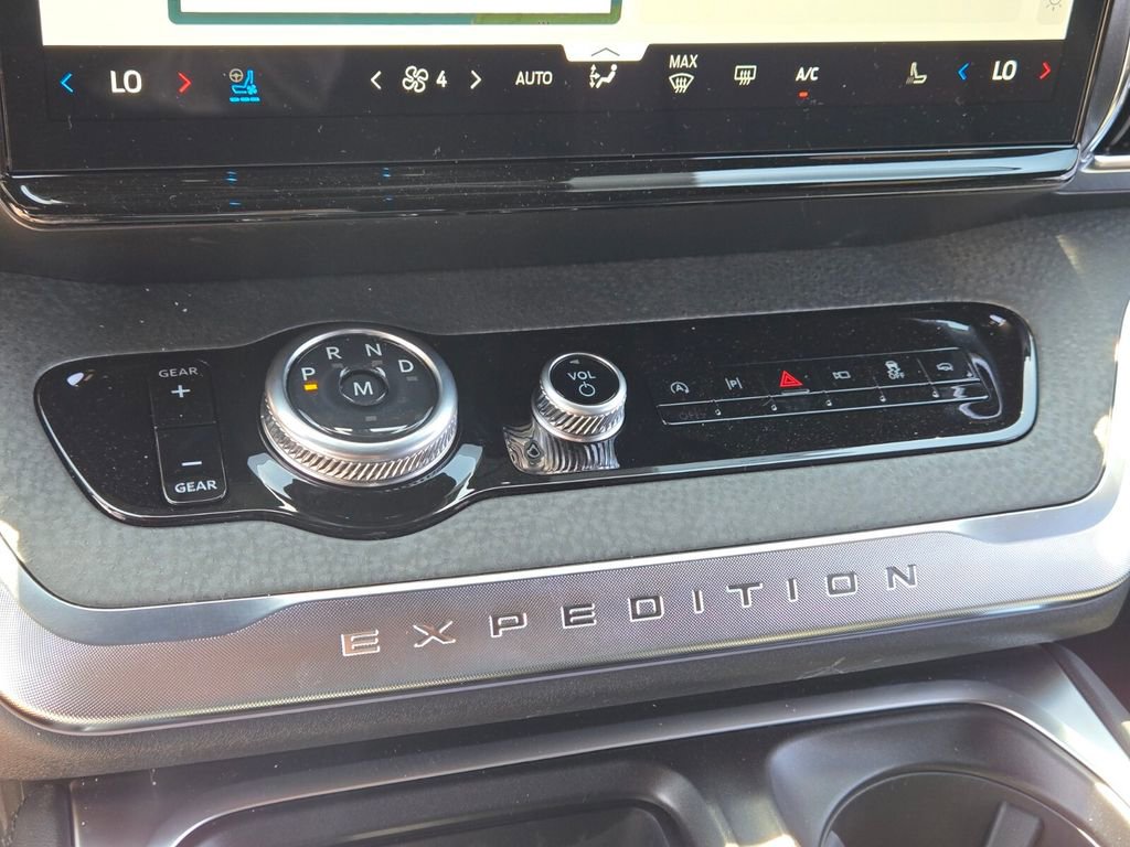 New 2026 Ford Expedition Tremor AWD/4WD image 17