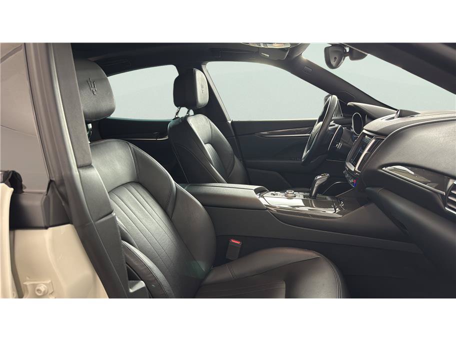 Used 2019 Maserati Levante S AWD/4WD image 21