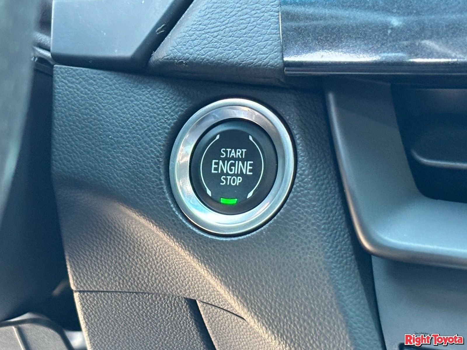 Used 2023 Cadillac CT4 Sport w/ Climate Package RWD image 24