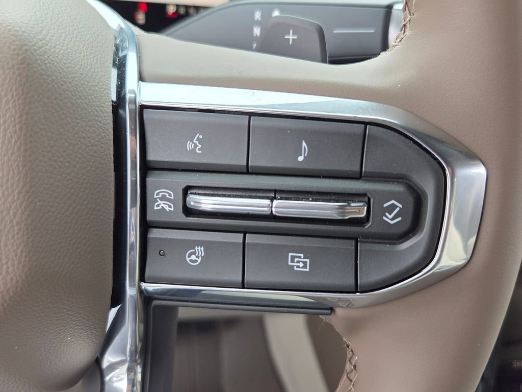 Used 2026 GMC Yukon XL Denali w/ Sun & Power Step Package image 23