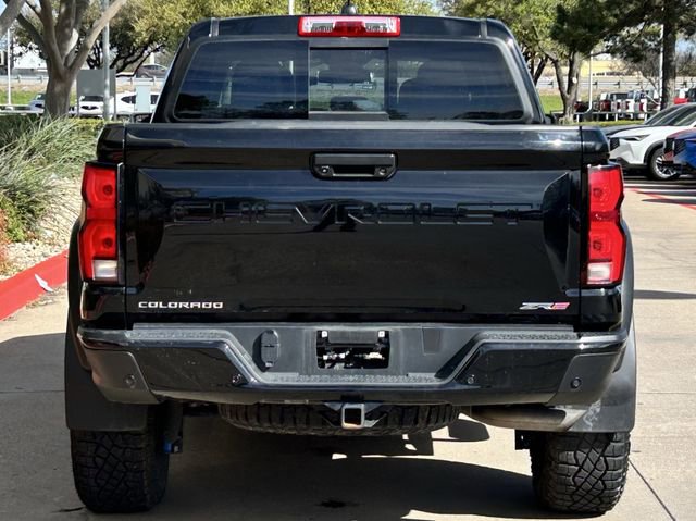 Used 2023 Chevrolet Colorado ZR2 w/ ZR2 Convenience Package III image 5