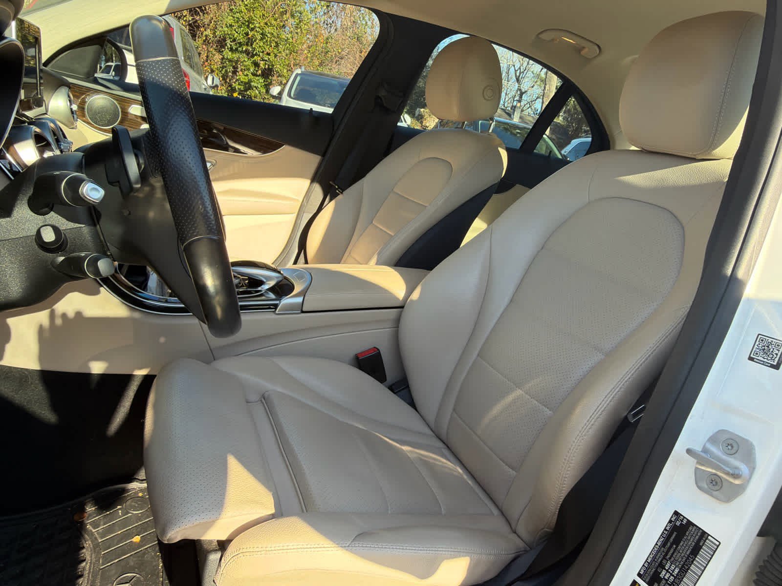 Used 2016 Mercedes-Benz C 300 Sedan image 27