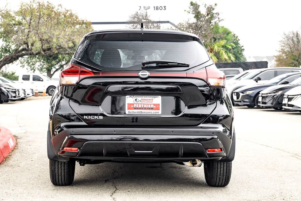 Used 2025 Nissan Kicks Play S image 6