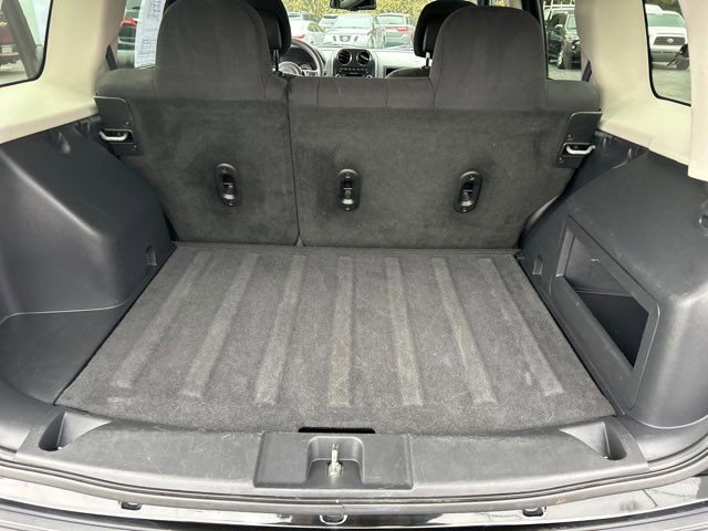 Used 2015 Jeep Patriot Sport image 20