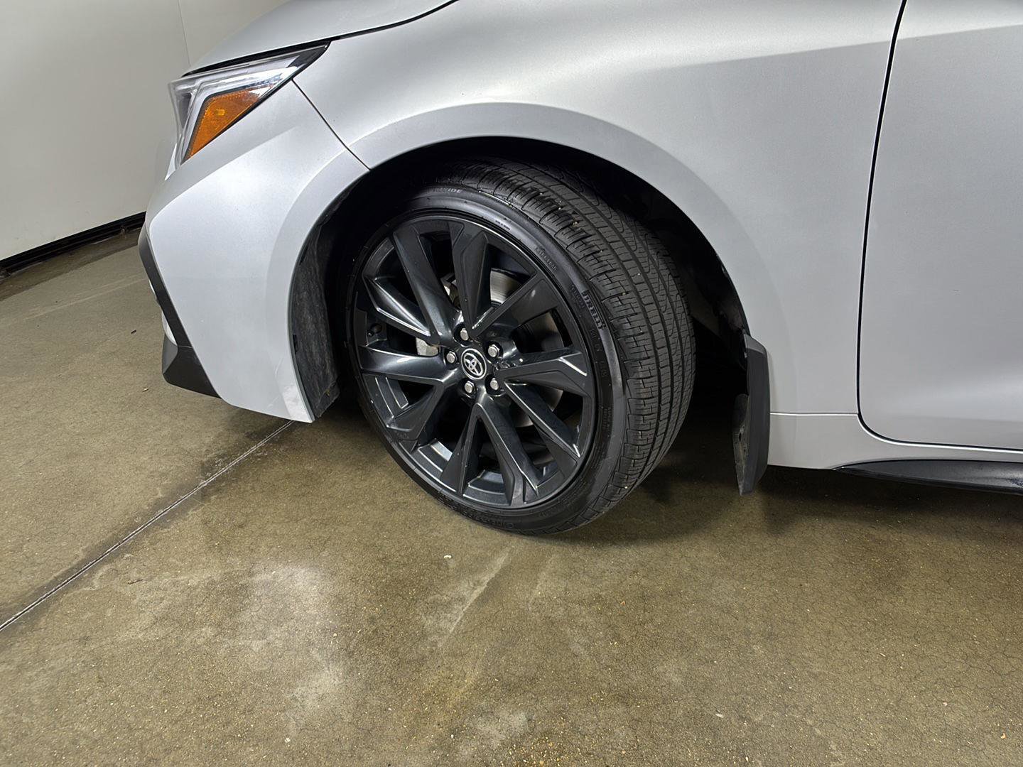 Used 2023 Toyota Corolla SE FWD image 5