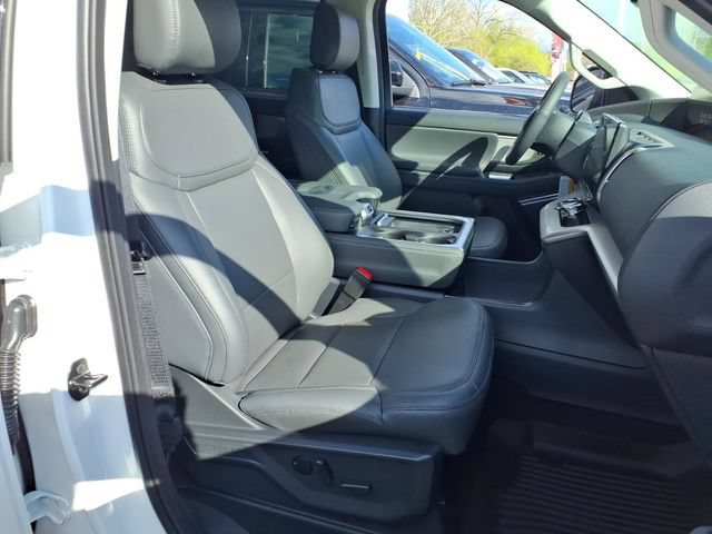 New 2026 Ford Expedition Active AWD/4WD image 4