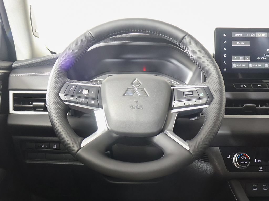 New 2026 Mitsubishi Outlander SE AWD/4WD image 40