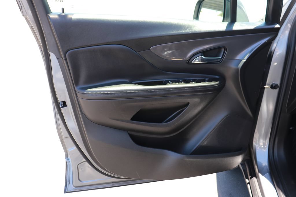 Used 2020 Buick Encore Preferred FWD image 9