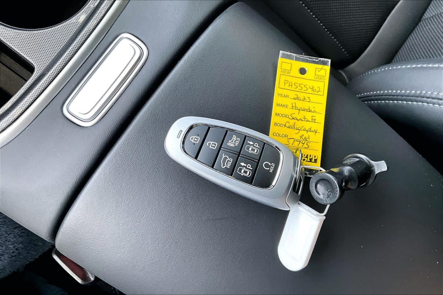 Used 2023 Hyundai Santa Fe Calligraphy FWD image 15