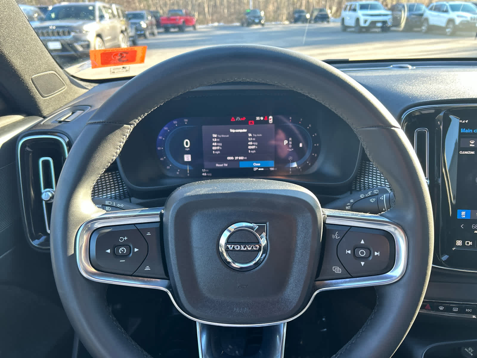 Used 2023 Volvo XC40 B5 Plus w/ Driver Assist Package image 19