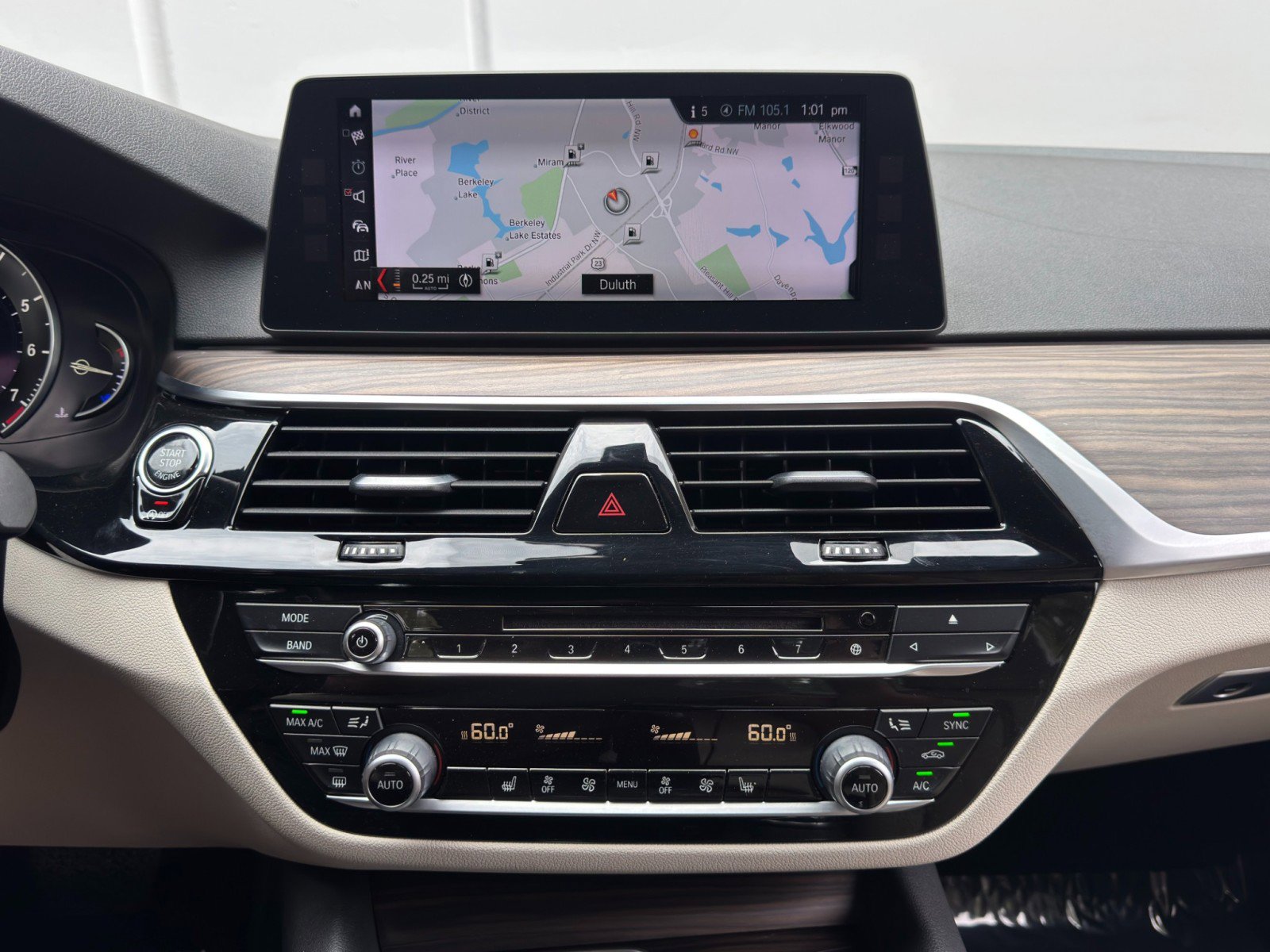 Used 2017 BMW 530i RWD image 24
