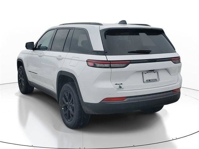 New 2026 Jeep Grand Cherokee Altitude AWD/4WD image 3