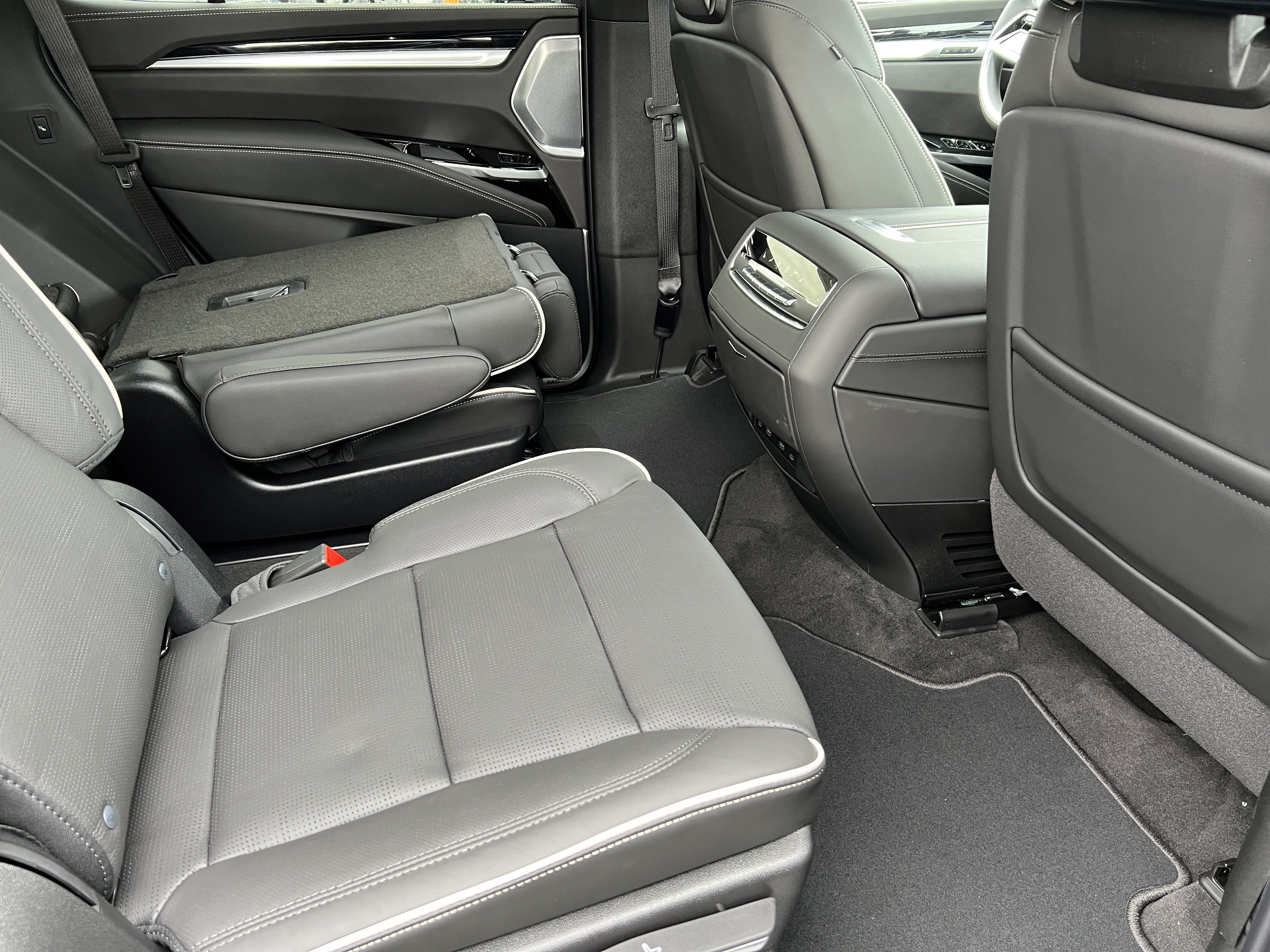 New 2026 Cadillac Escalade Sport w/ Touring Package image 23