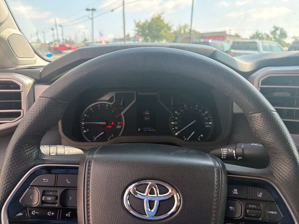Used 2023 Toyota Tundra Limited AWD/4WD image 13