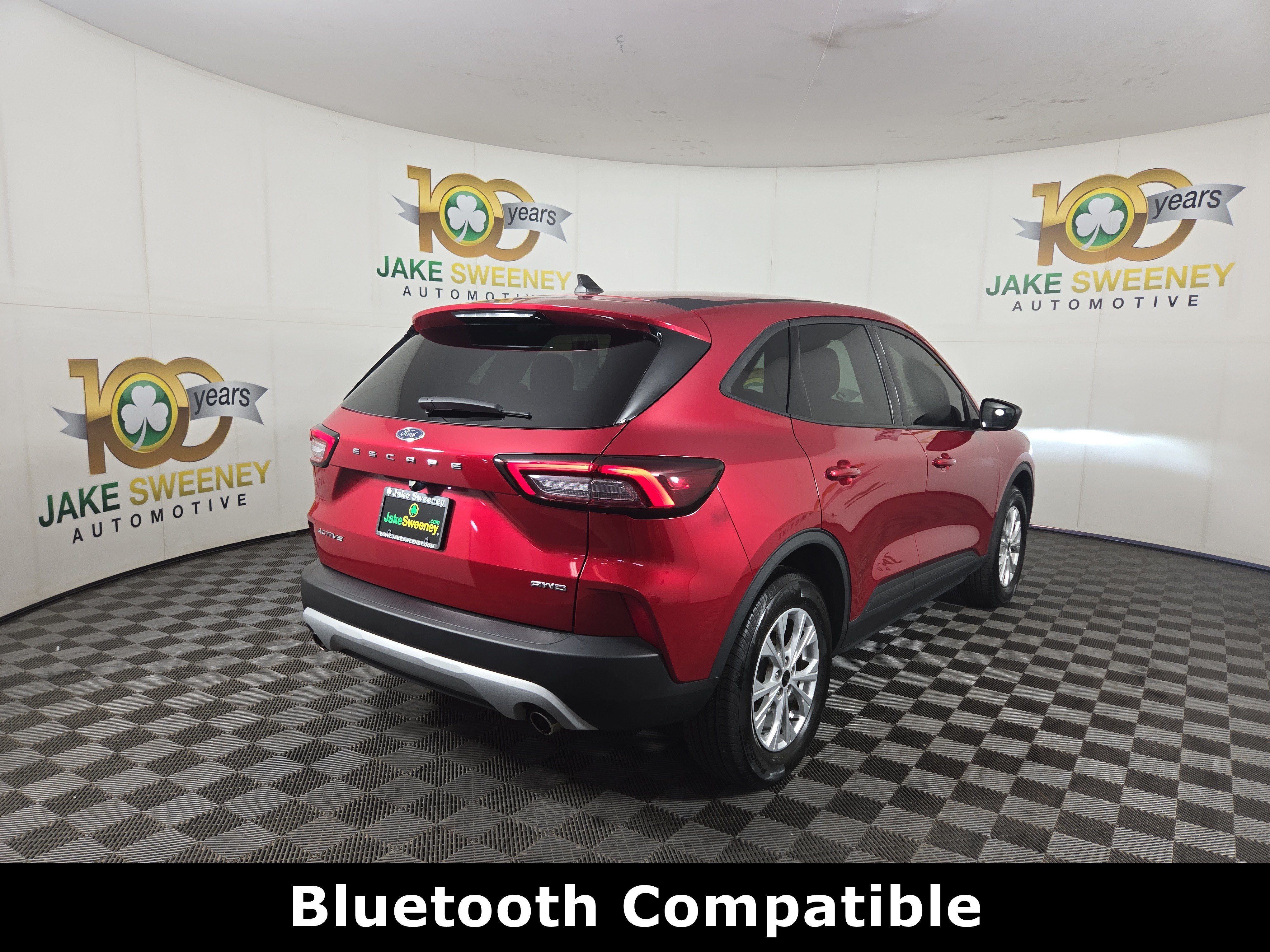 Used 2025 Ford Escape Active AWD/4WD image 9