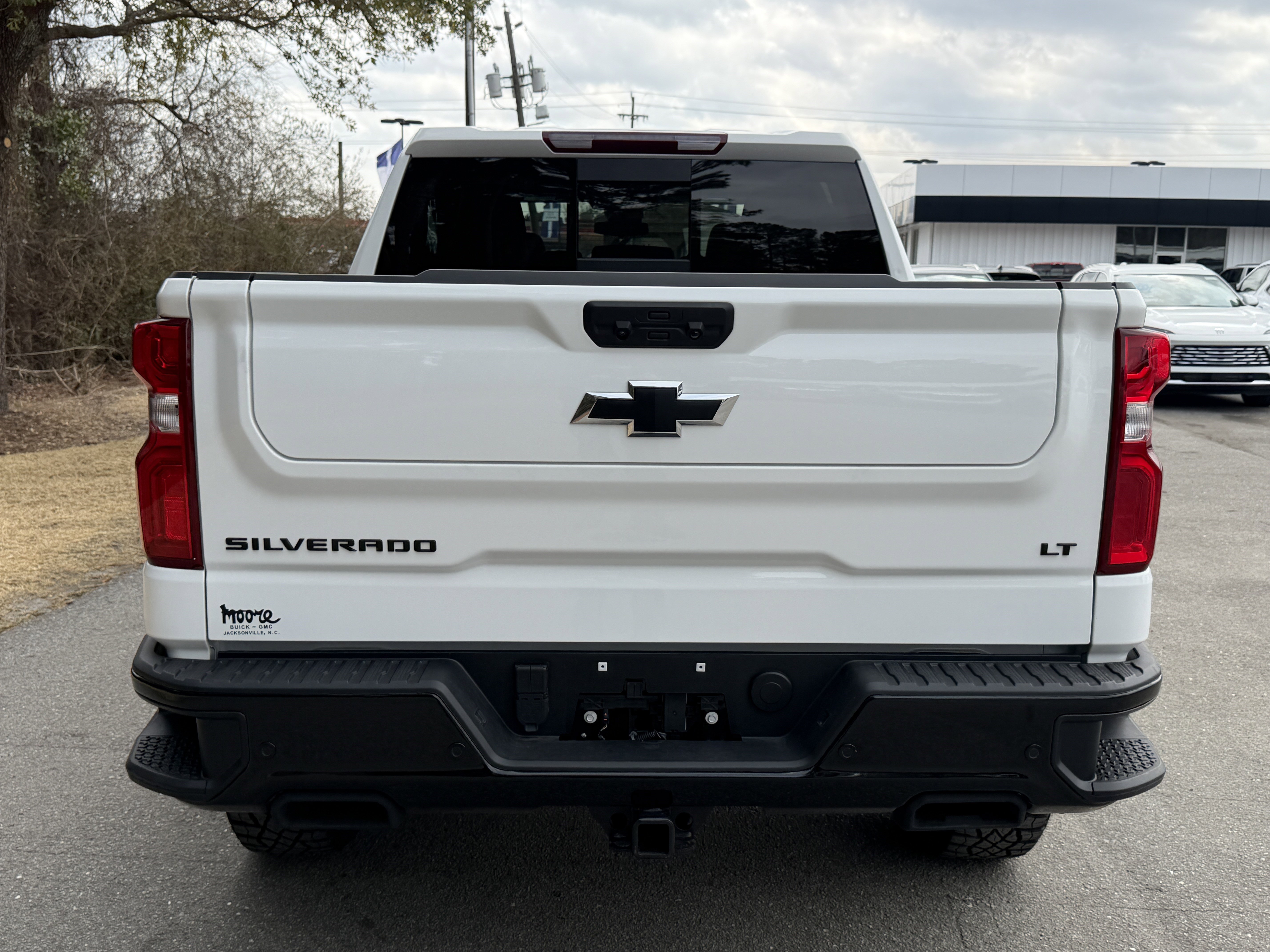 Used 2025 Chevrolet Silverado 1500 LT Trail Boss w/ LT Trail Boss Premium Package image 9