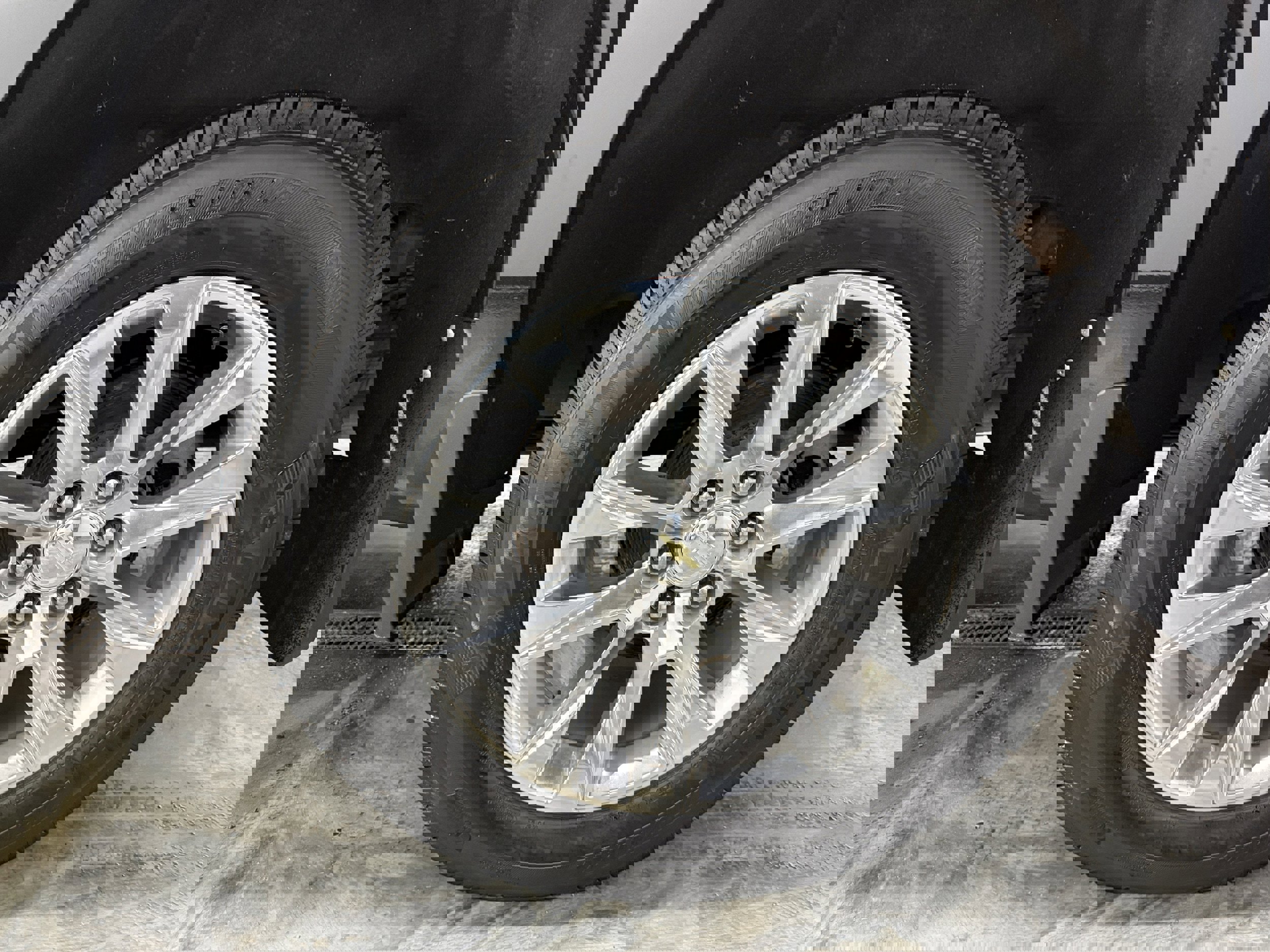 Used 2020 Chevrolet Silverado 1500 LTZ w/ LTZ Premium Package image 32