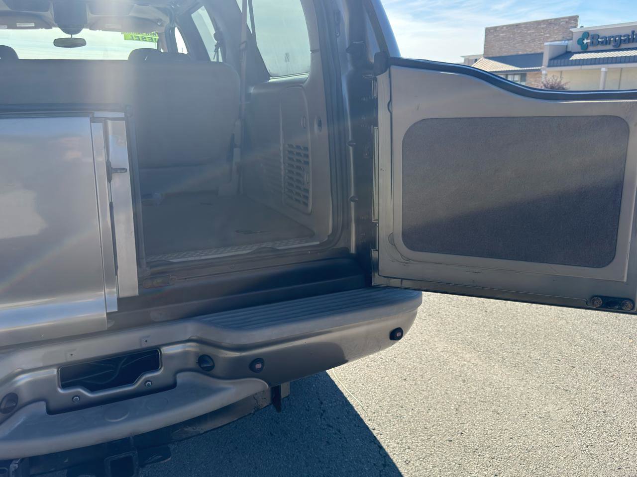 Used 2003 Ford Excursion Limited image 45
