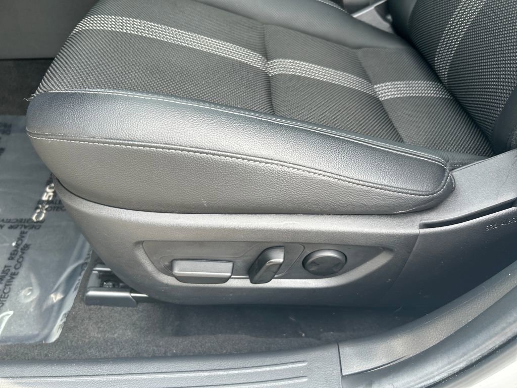 Used 2023 MAZDA CX-50 2.5 S w/ Cargo Package image 17