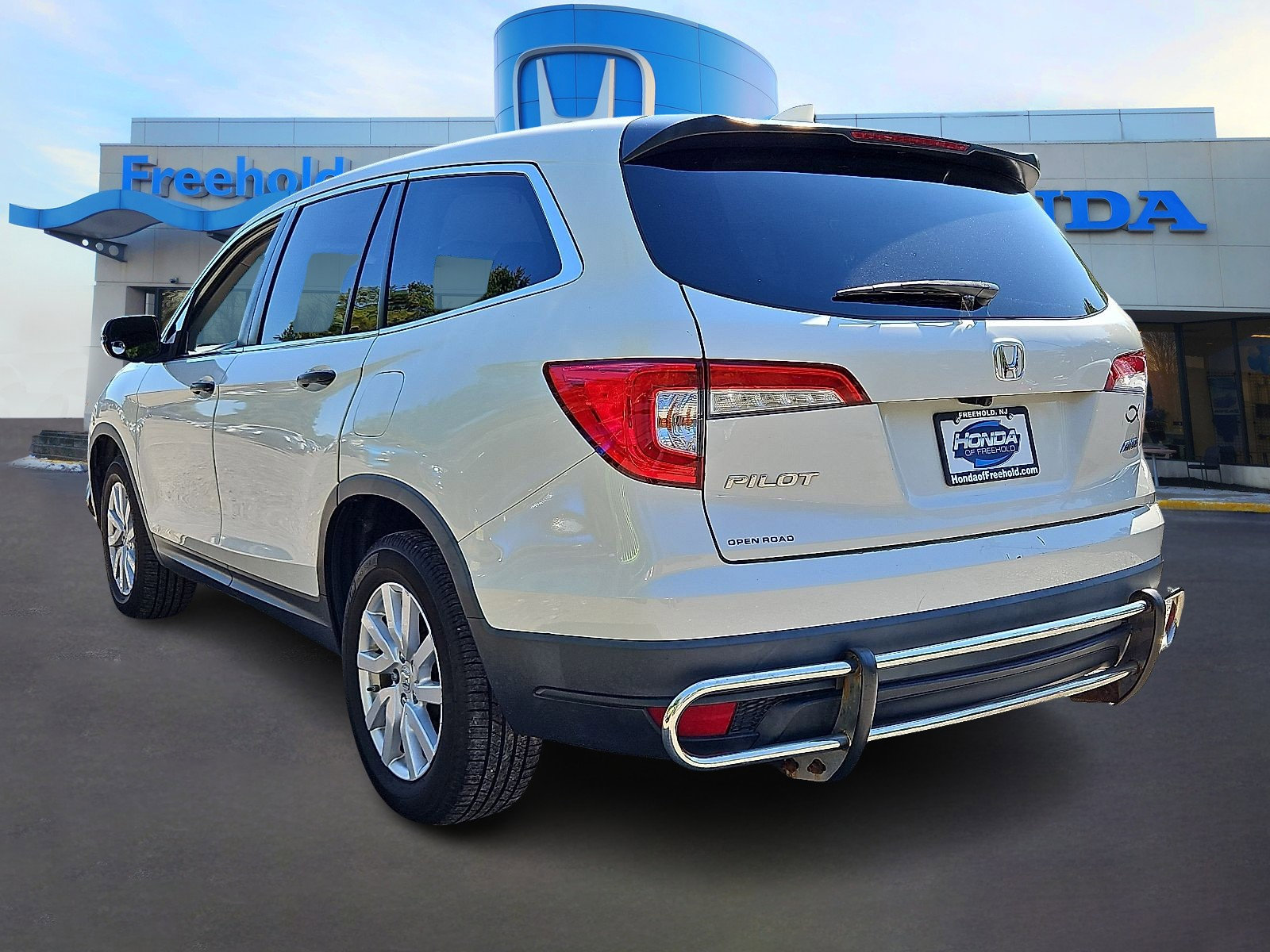 Used 2019 Honda Pilot LX image 5