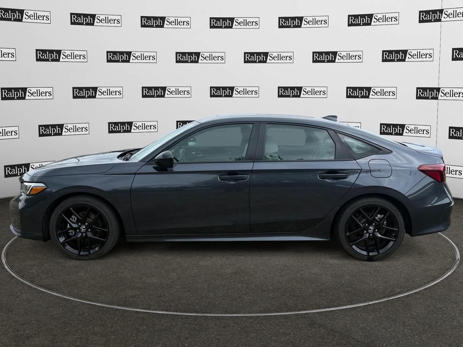 Used 2025 Honda Civic Sport image 3
