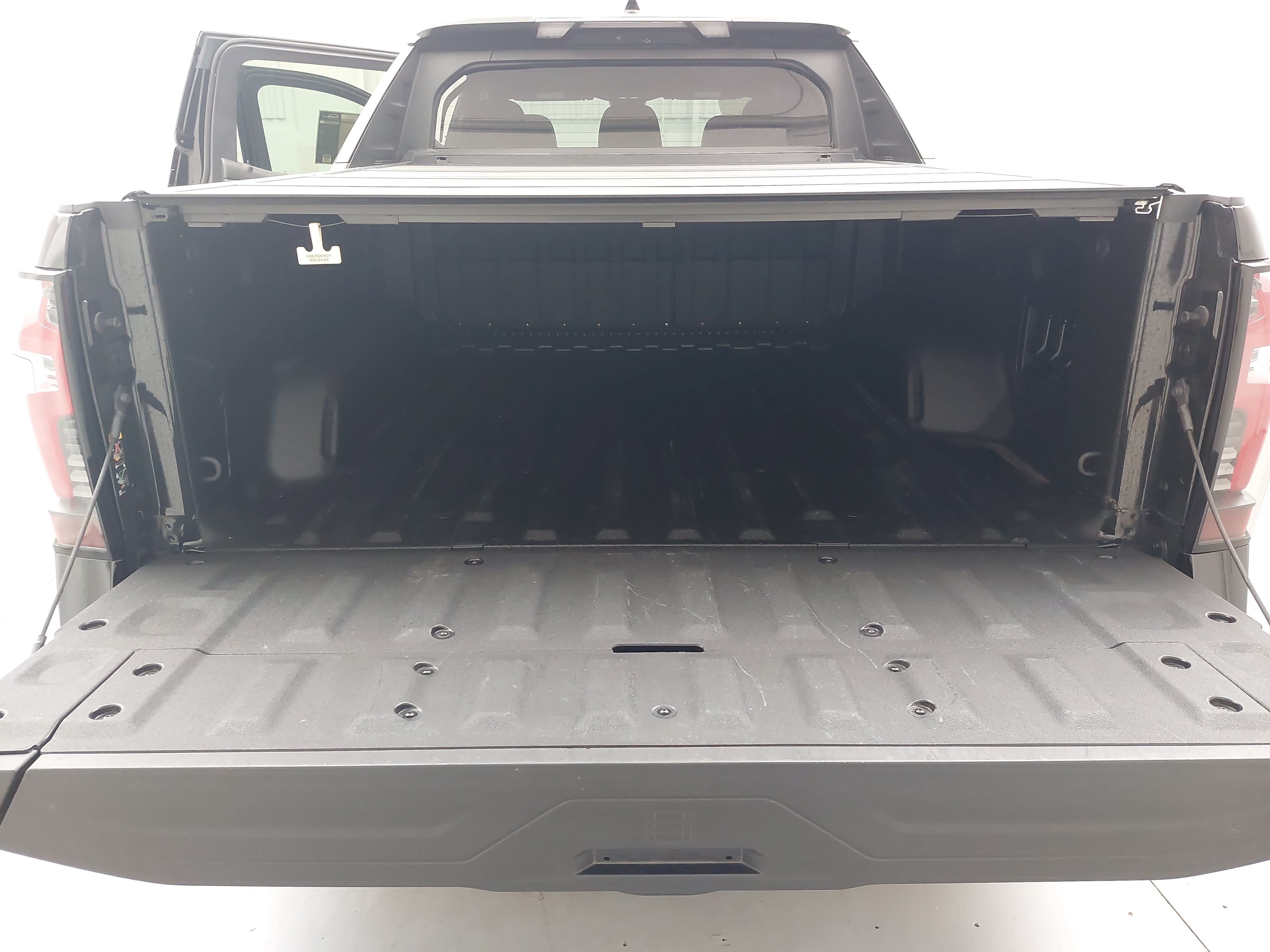 Used 2024 Chevrolet Silverado EV RST AWD/4WD image 14