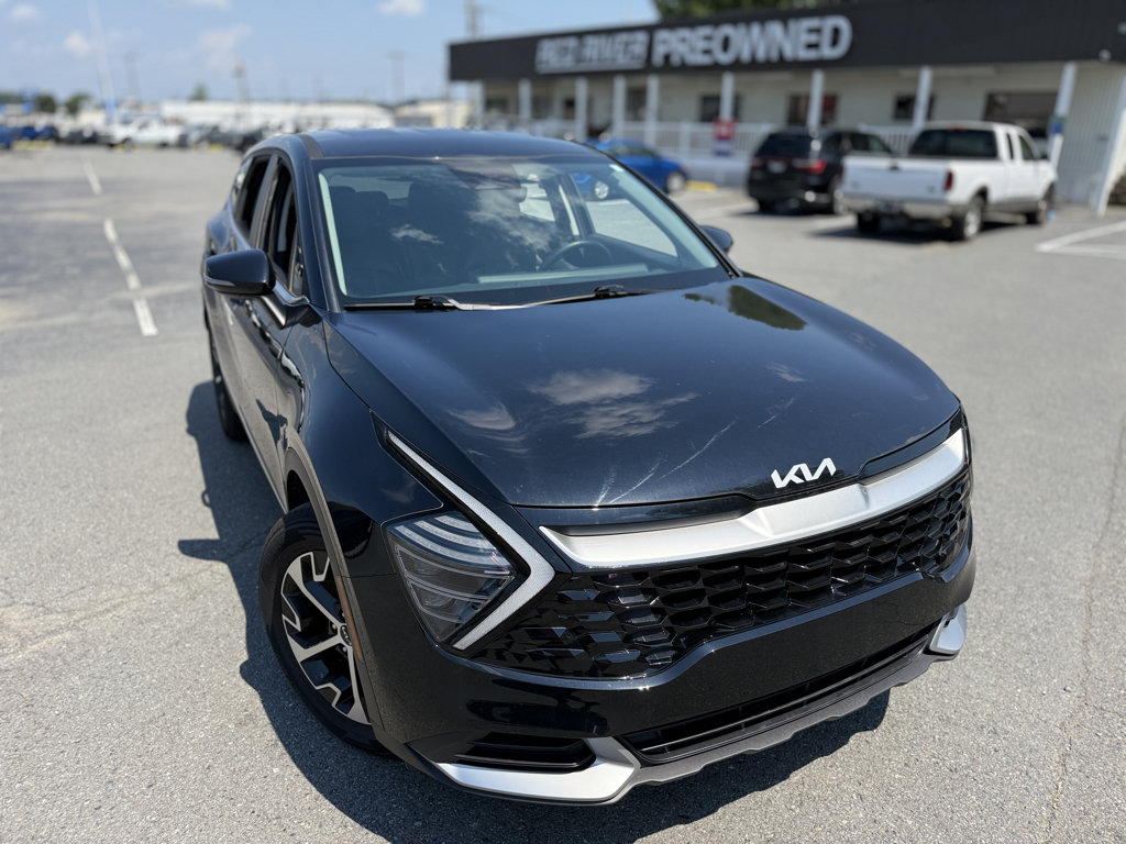 Used 2024 Kia Sportage EX FWD image 13