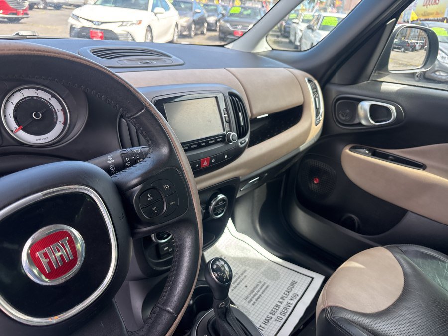 Used 2014 FIAT 500L Lounge FWD image 19