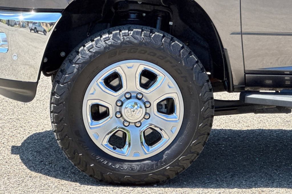 Used 2016 RAM 2500 SLT AWD/4WD image 32