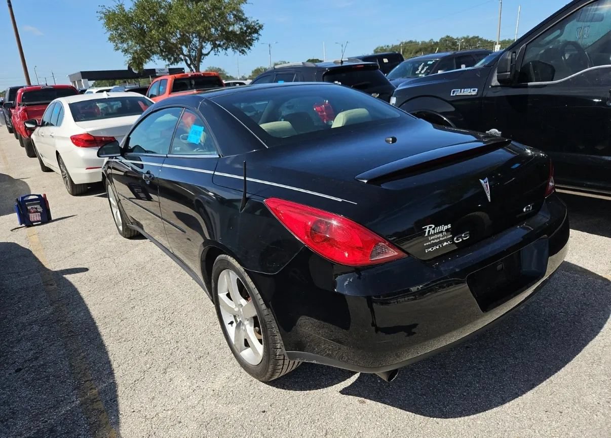 Used 2006 Pontiac G6 GT w/ Premium Value Package FWD image 2