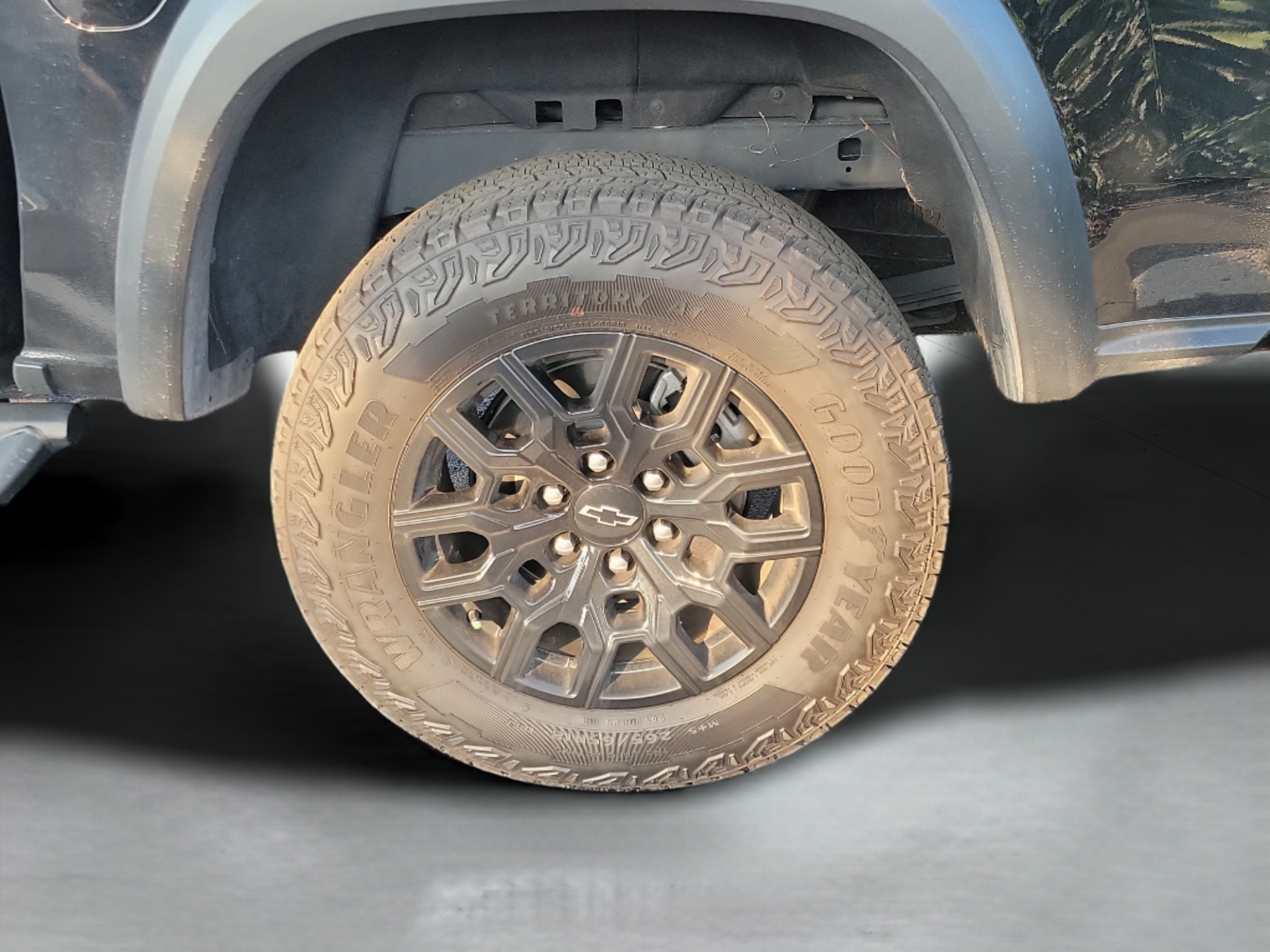 Used 2024 Chevrolet Colorado Trail Boss w/ Advanced Trailering Package AWD/4WD image 25