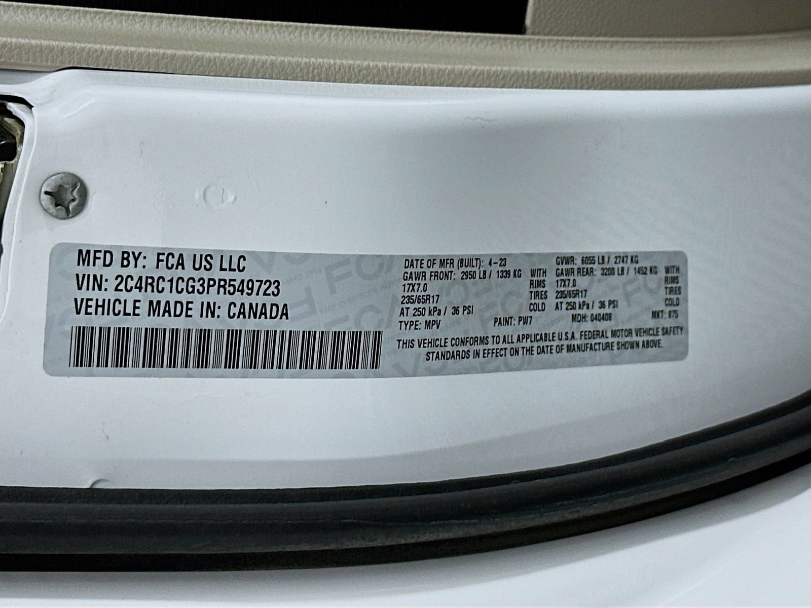 Used 2023 Chrysler Voyager LX FWD image 32