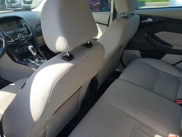 Used 2015 Ford Focus Electric Hatchback FWD image 28