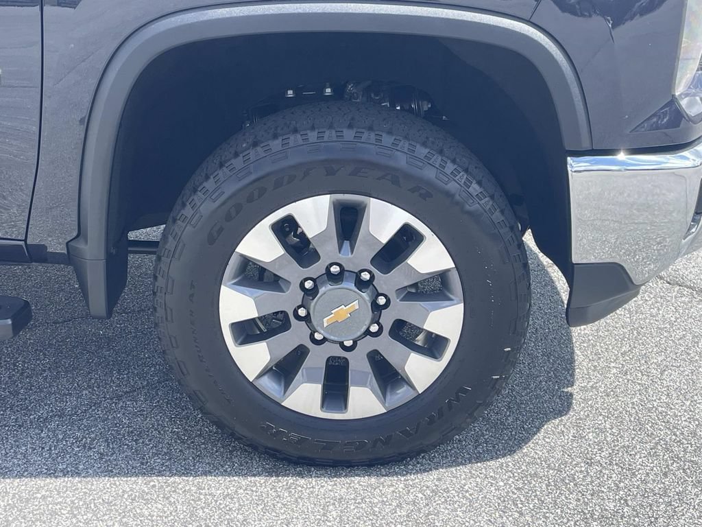 Used 2024 Chevrolet Silverado 2500 LT w/ All Star Edition AWD/4WD image 10
