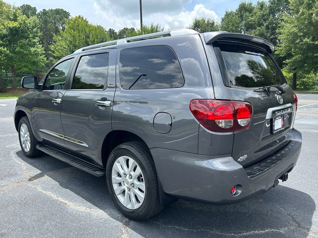 Used 2022 Toyota Sequoia Platinum AWD/4WD image 19