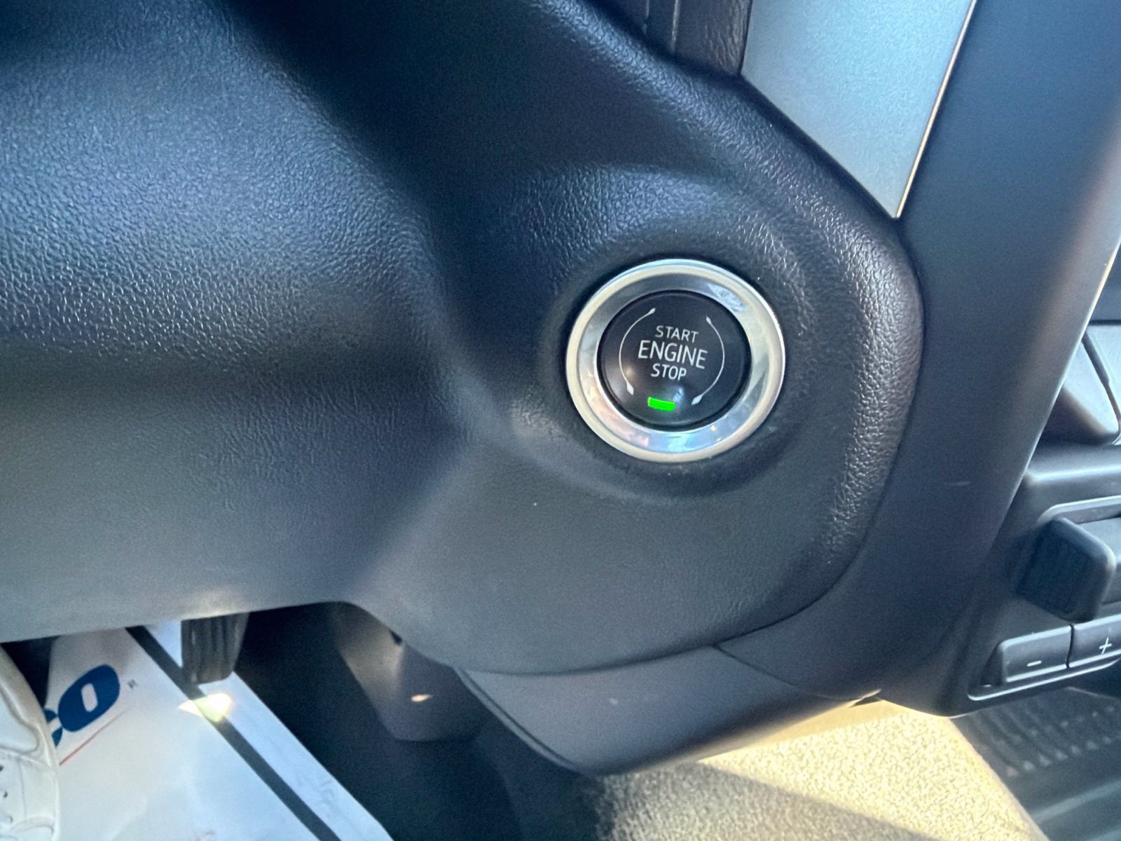 Used 2019 Chevrolet Silverado 1500 LT w/ All-Star Edition AWD/4WD image 17