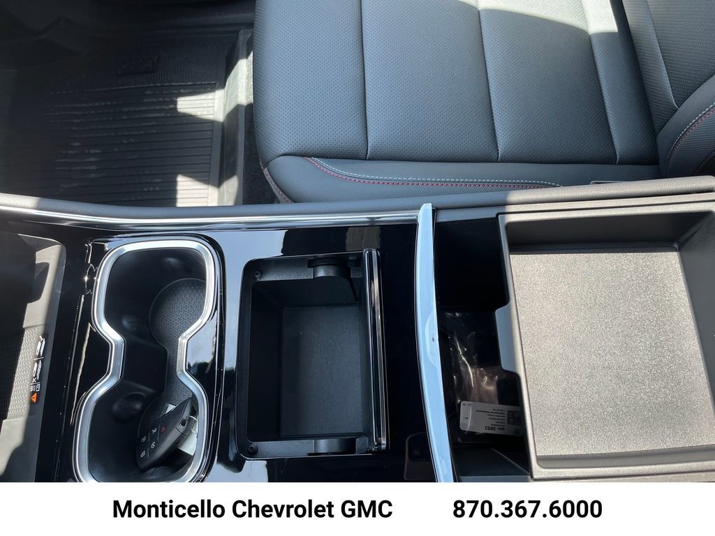 New 2026 Chevrolet Traverse Z71 w/ Enhanced Driving Package AWD/4WD image 24