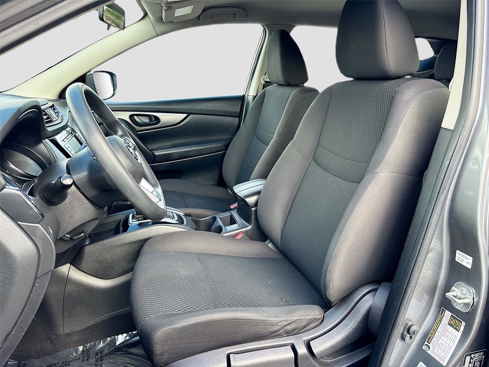 Used 2019 Nissan Rogue Sport S image 20