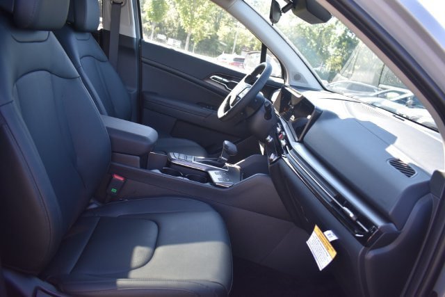 New 2027 Kia Sportage EX AWD/4WD image 13