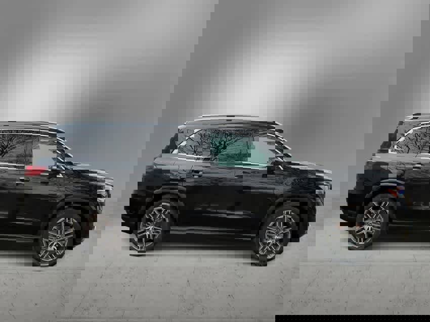 New 2025 Mercedes-Benz GLS 450 4MATIC image 9