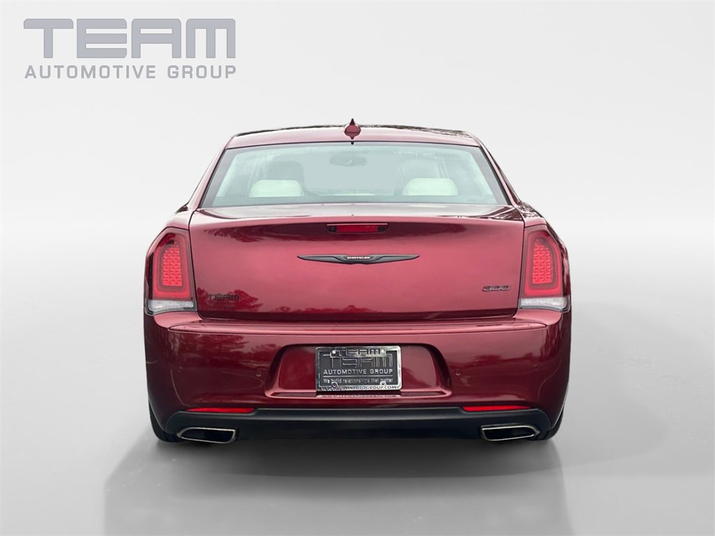 Used 2023 Chrysler 300 Touring L w/ Popular Equipment Group image 6