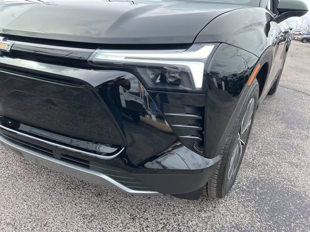 New 2026 Chevrolet Blazer EV LT image 9