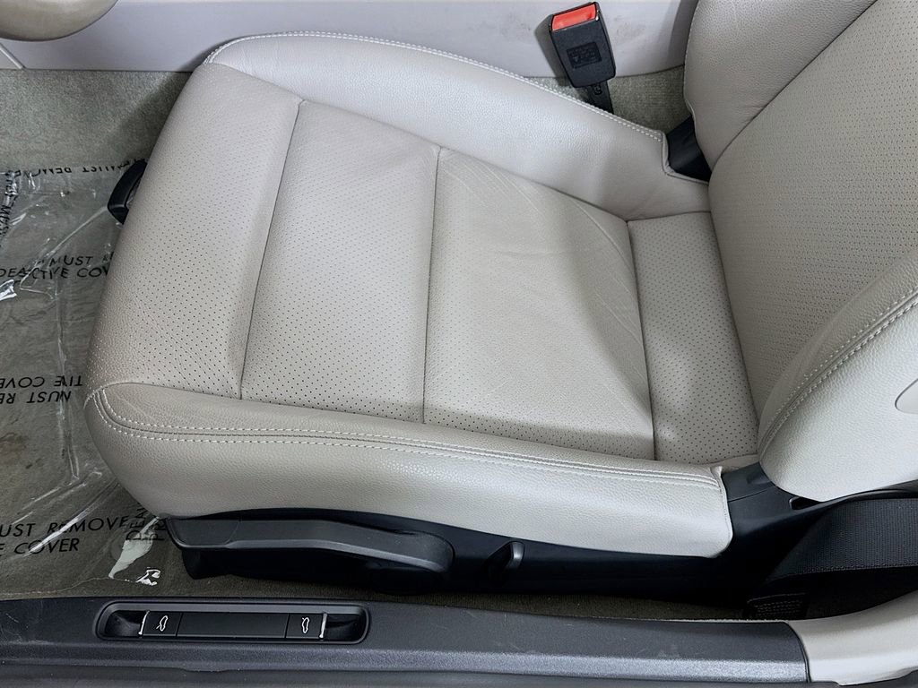Used 2015 Porsche Boxster image 17