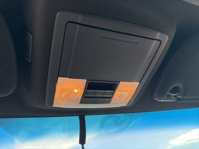 Used 2017 Ford Expedition EL XLT w/ Equipment Group 202A image 34