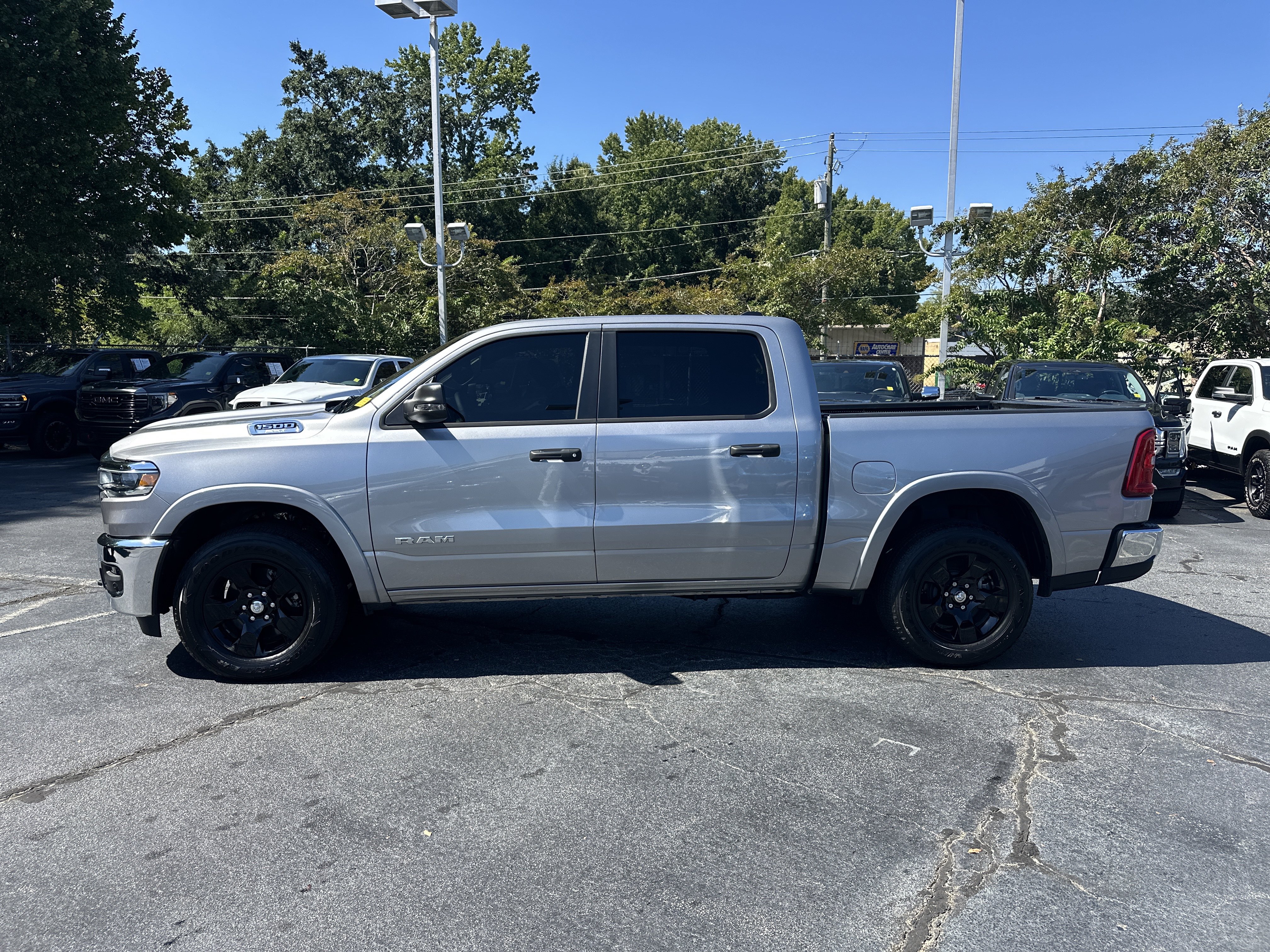 Used 2025 RAM 1500 Big Horn AWD/4WD image 6